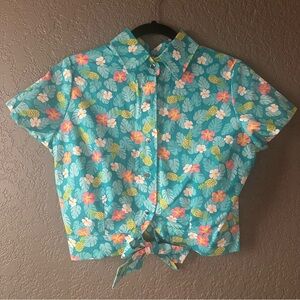 Hemet brand top